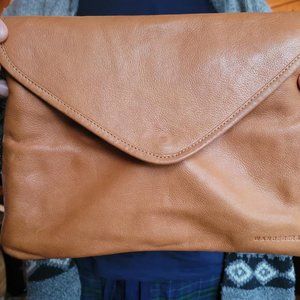 NWOT Wanderers Tan Crossbody Handbag